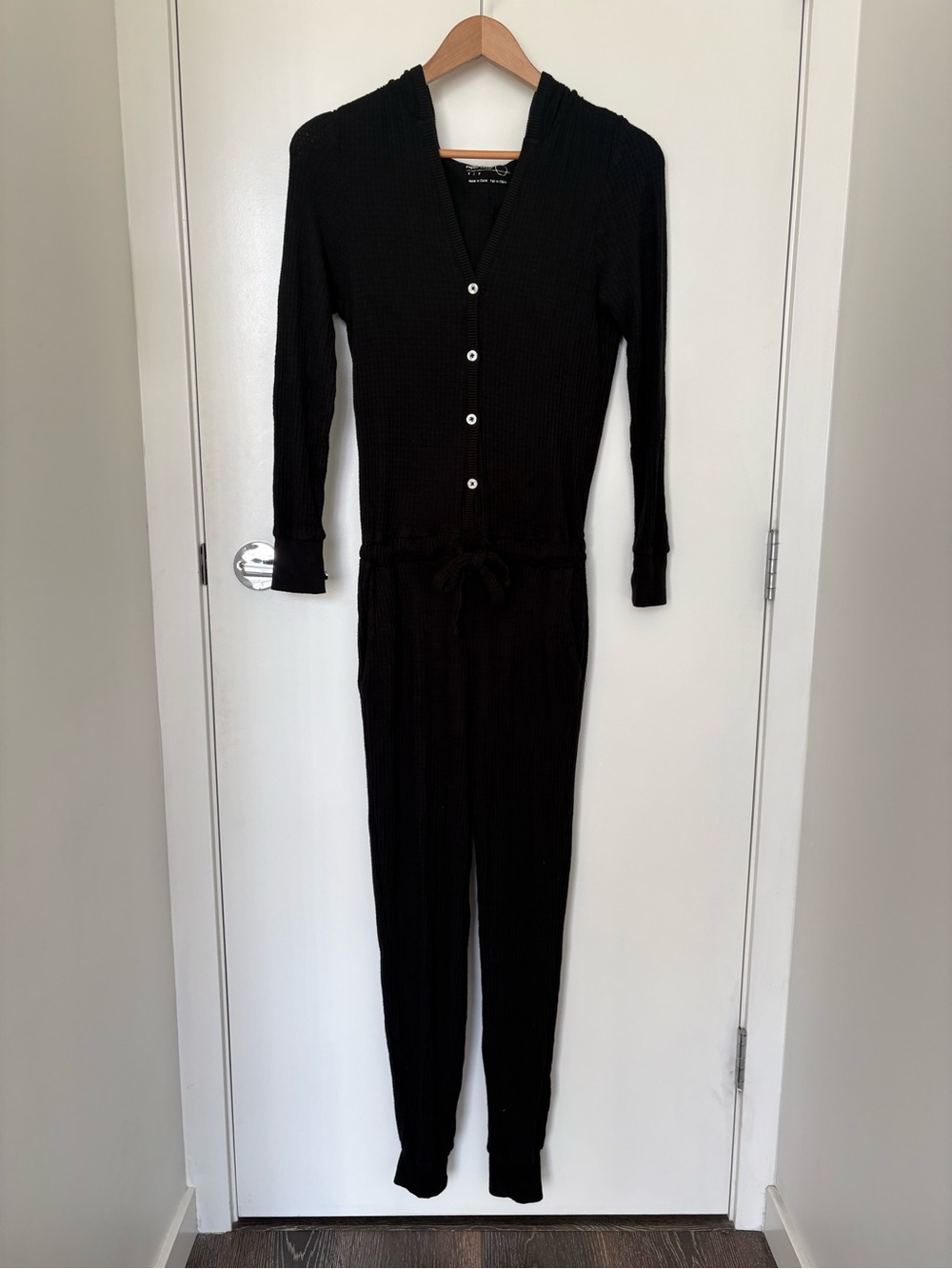 Paper Label Black Women's Ribbed Button-Front Jumpsuit Size S